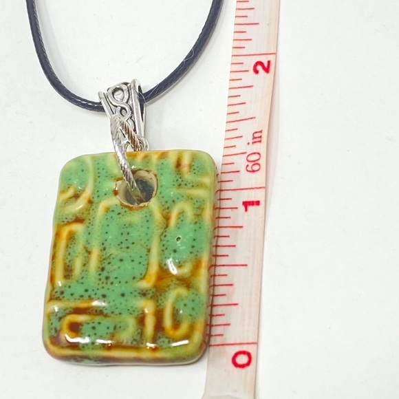 CLEARANCE NWOT glazed ceramic necklace - Picture 5 of 5